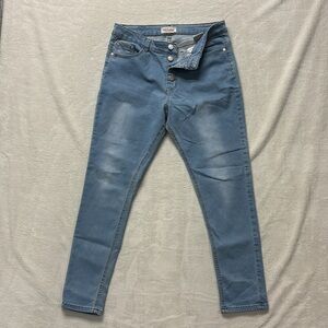 Red Bottoms button fly straight leg blue jeans 15/32